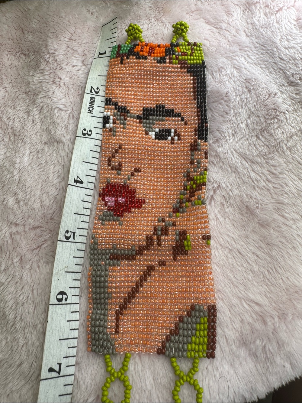 Frida kahlo Beaded Face Art Bracelet - Peach Skin Tone Green Accents - Picture 3 of 3